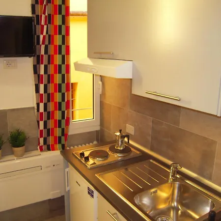 Bolognahome Apartmán *